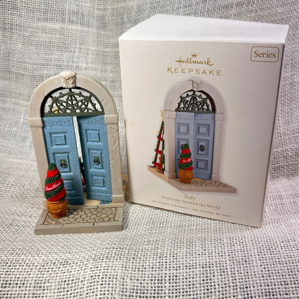 Hallmark Keepsake Ornament Italy Doorways Around the World‎ 2010 Tom Best w/Box